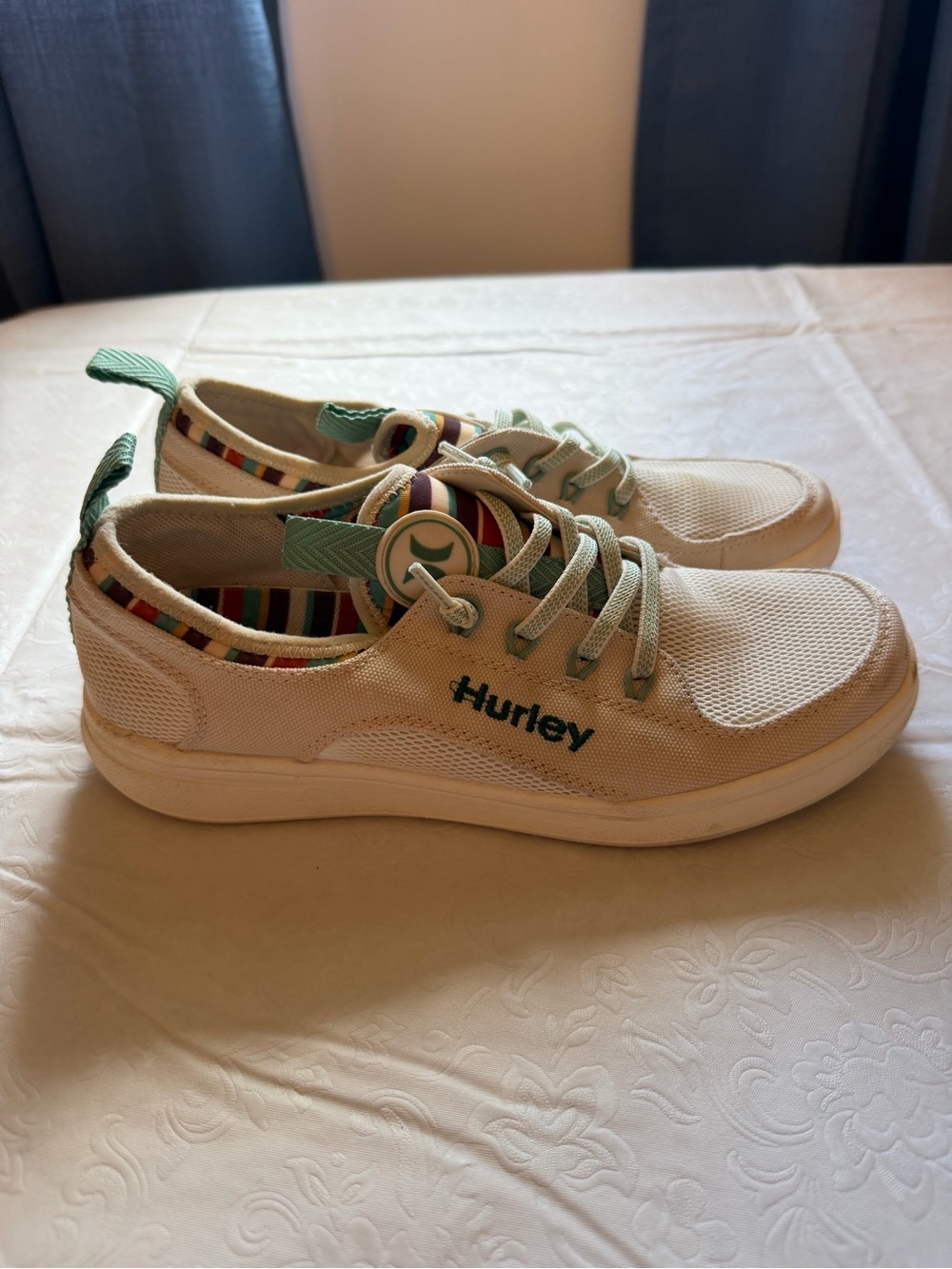 Hurley Cream Canvas Sneakers with Mint Accents